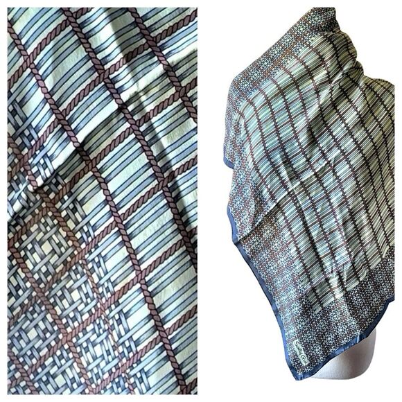 Vintage Sally Gee Blue Robe Basket Weave Print Silk Hand rolled Square Scarf - Picture 2 of 8